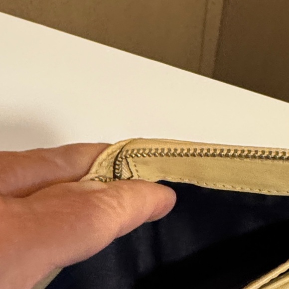 Coach Tan Leather Wallet with Front Pocket - Picture 6 of 8